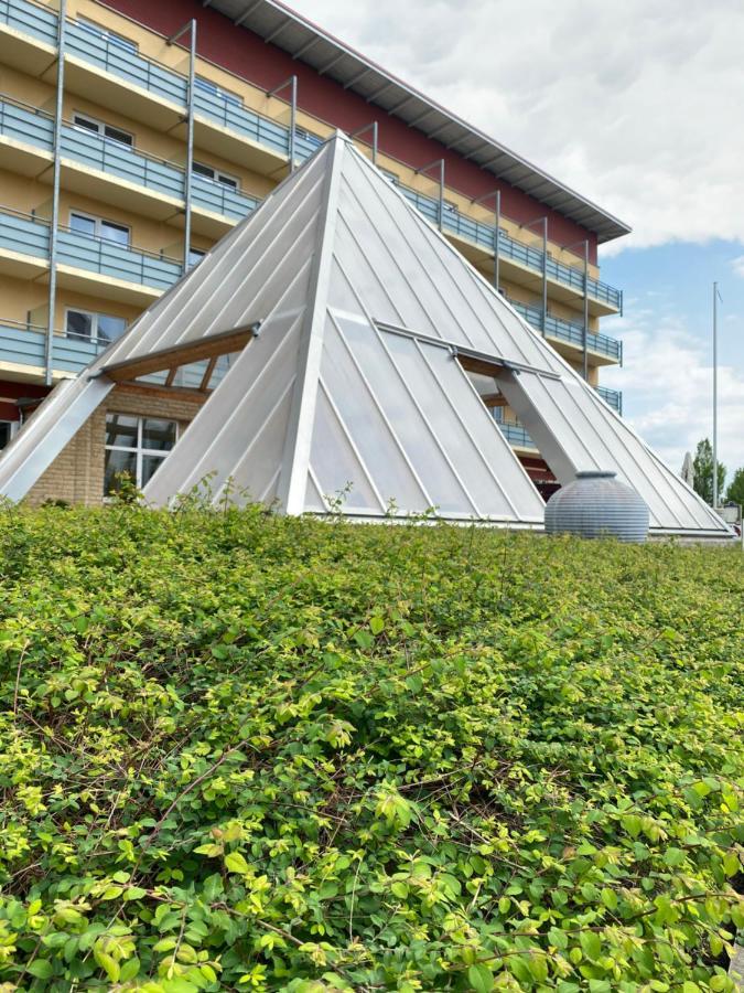 Kurhotel Pyramide Bad Windsheim Exterior foto
